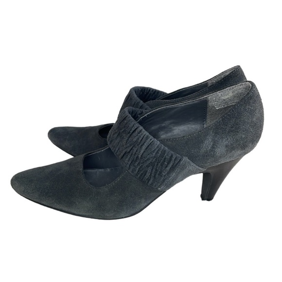 RELATIVITY BRITTANY SUEDE GREY 3” HEELS, SIZE 8M - Picture 6 of 8